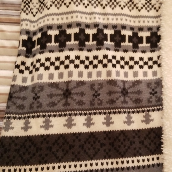 Infinity scarf - Picture 2 of 4